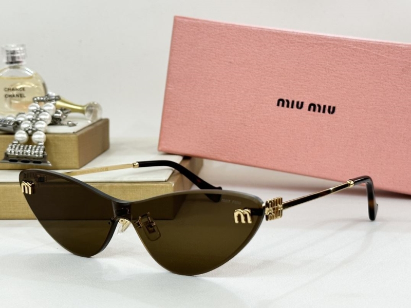 Miu miu Sunglasses